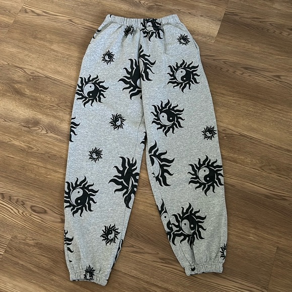 Urban Outfitters Pants - Like New Urban Outfitters New Girl Order Gray Sweatpants Size Small